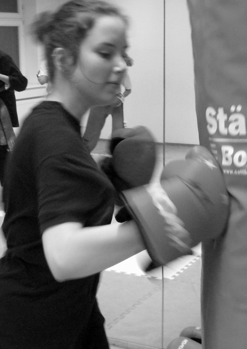 Selbstverteidigung für Mädchen  und Frauen 2026.11.28